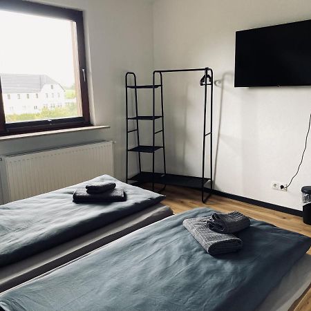 Ringtoys Rooms Zimmer Mit Geimeindebadezimmer Welcherath 外观 照片